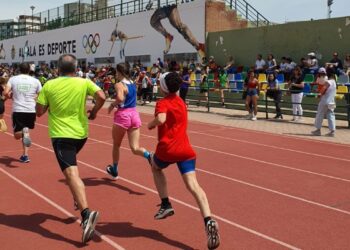 El equipo de Gobierno del Ayuntamiento plantea imponer una tasa de 4 euros para el uso de pistas deportivas municipales