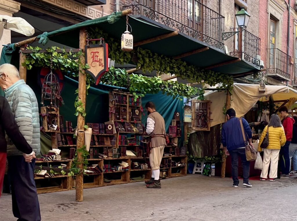 El Día de la Salud Mental se vive en el Mercado Cervantino de Alcalá 1 salud mental mercado cervantino