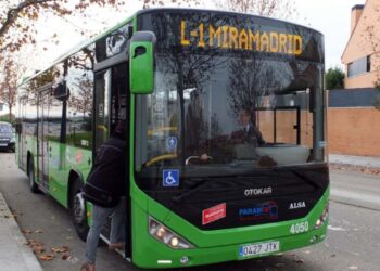 Paracuellos pide una línea de autobús directa para conectar con Alcalá de Henares
