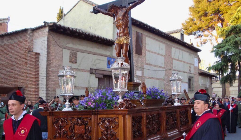 Alcalá de Henares convoca el II Concurso de Carteles para la Semana Santa 2025 1 concurso cartel semana santa 2025