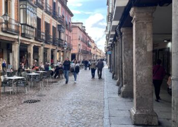 Abierto el plazo para que los comercios de Alcalá se sumen a la campaña “Elige Alcalá, Navidad 2024”