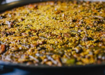 La Hermandad de Jesús Despojado organiza en Alcalá una gran “Paella x Valencia” en solidaridad con los afectados por la DANA