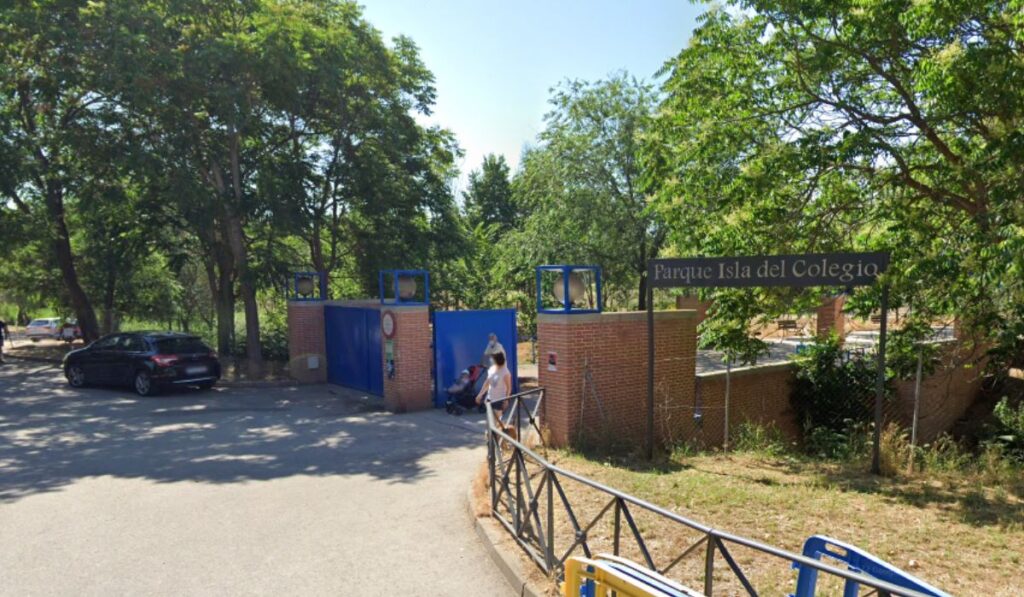 parque isla del colegio