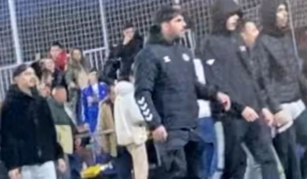 pelea con navajas partido futbol aficionado