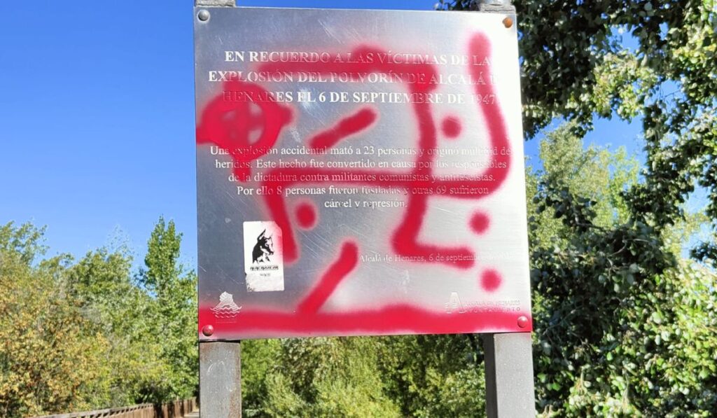 vandalismo placa alcala