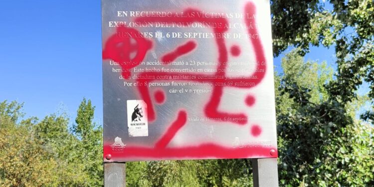 vandalismo placa alcala