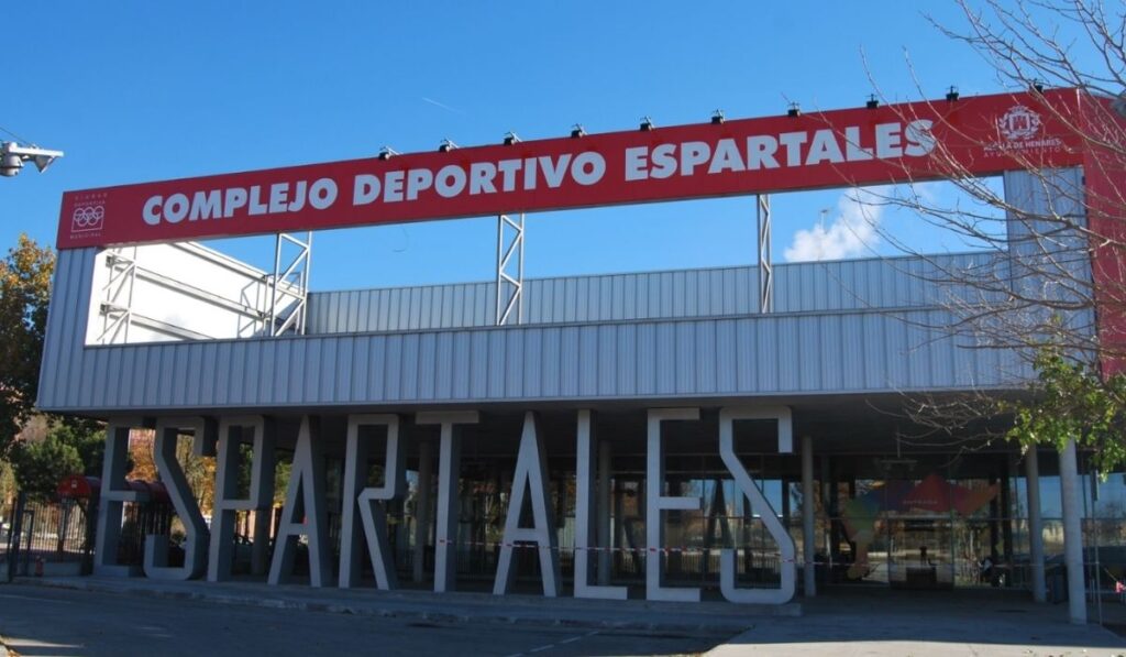 ciudad deportiva espartales