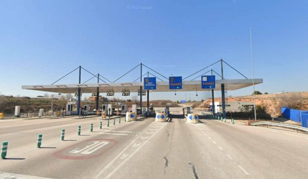 Prorrogados dos años más el 100% de bonificaciones del peaje en la R-2 1 peaje r2 alcala de henares