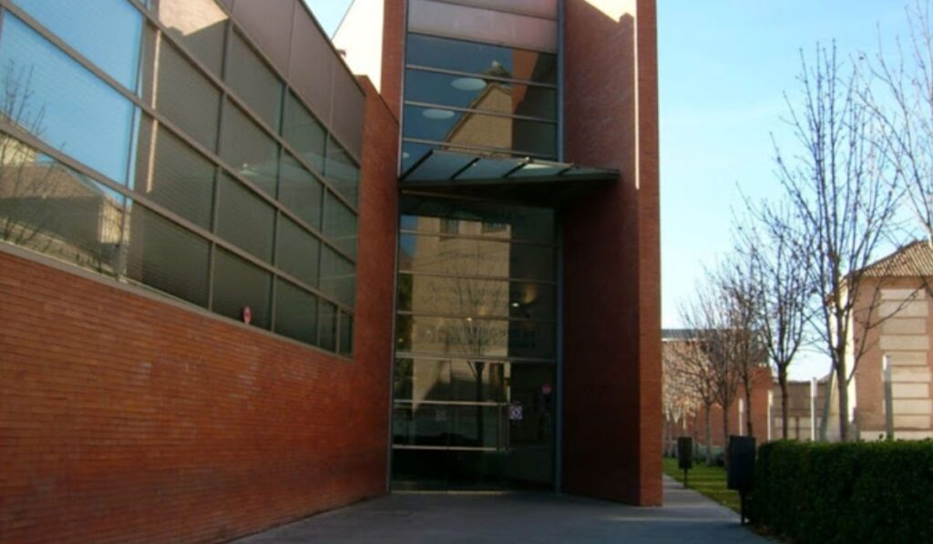 biblioteca cardenal cisneros