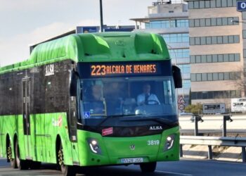 La 223 de Alcalá se convierte en una de las líneas de autobús más demandadas en 2024