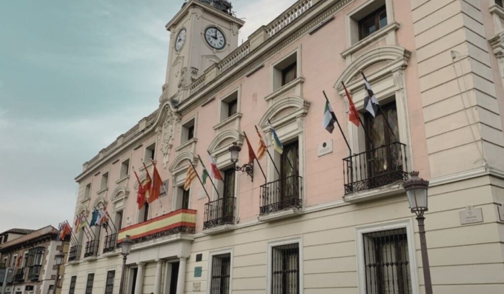 Más Madrid exige explicaciones por el asalto a uno de los departamentos más sensibles del Consistorio 1 ayuntamiento alcala