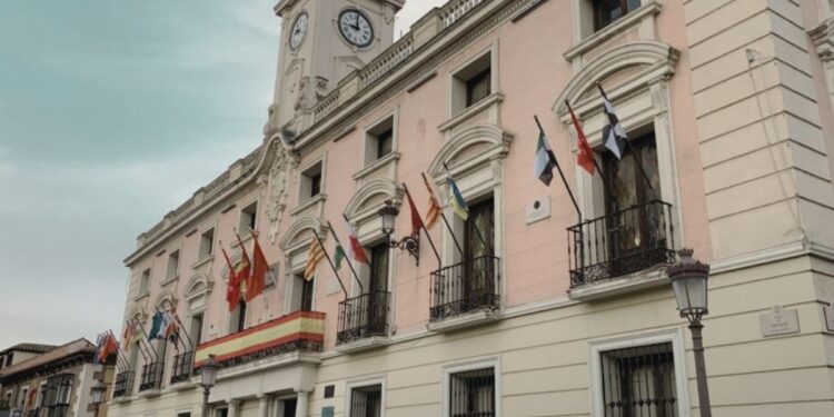 Más Madrid exige explicaciones por el asalto a uno de los departamentos más sensibles del Consistorio 1 ayuntamiento alcala