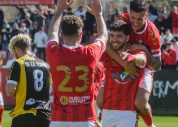 Cinco goles, un hat-trick y dominio total: el RSD Alcalá no deja dudas en El Val