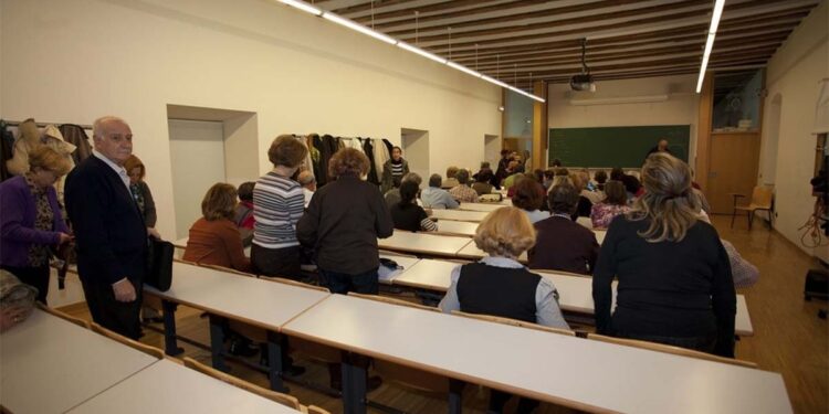 seminarios universidad mayores