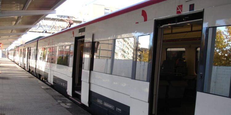 Un nuevo robo de cable en San Fernando afecta a los trenes de Cercanías causando retrasos de hasta 40 minutos 1 tren cercanias alcala de henares