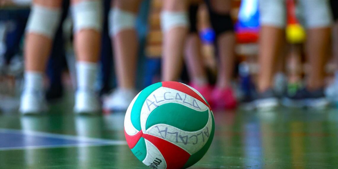 Los equipos del Club Voleibol Alcalá afrontan un fin de semana decisivo con más de veinte partidos en juego 1 Club Voleibol Alcalá - Foto: Equipo Deporte (@equipo_deporte)