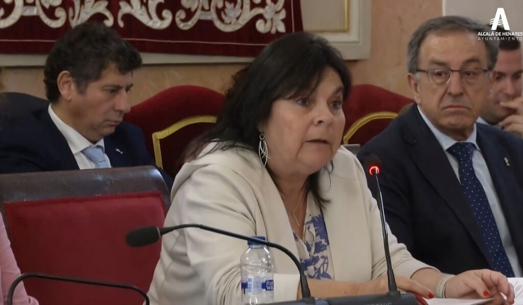 Cristina Alcaniz en pleno municipal