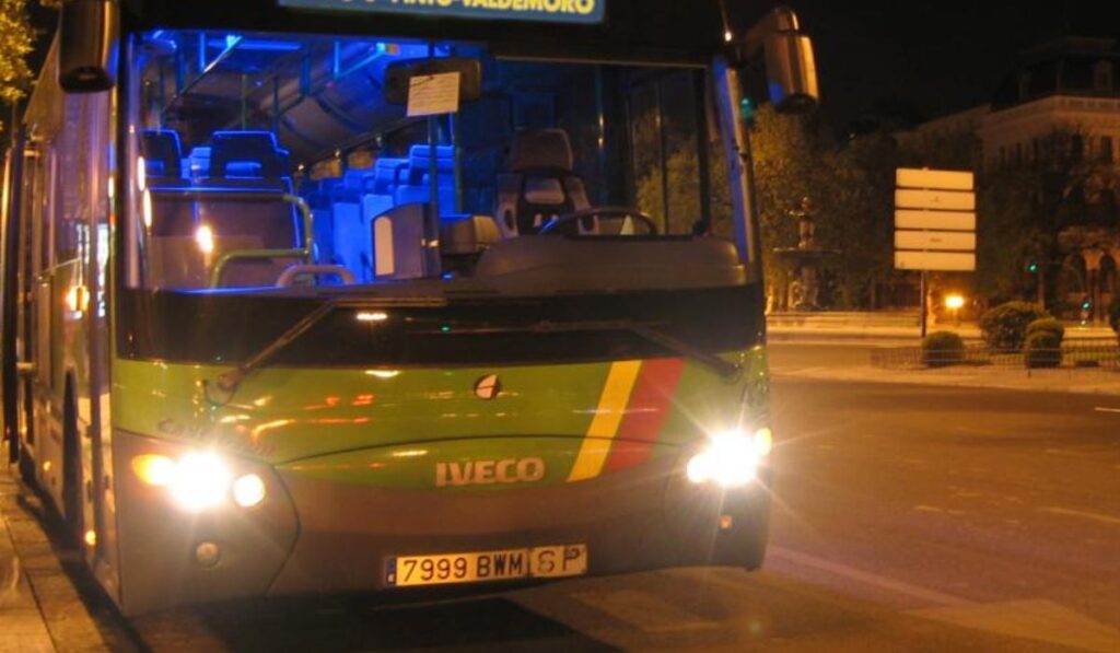 autobus nocturno