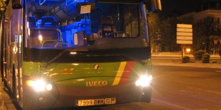 autobus nocturno