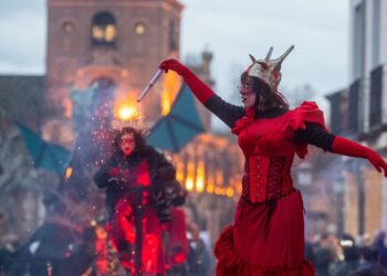 El mal tiempo marca un Carnaval 2025 con ajustes pero sin perder el espíritu festivo