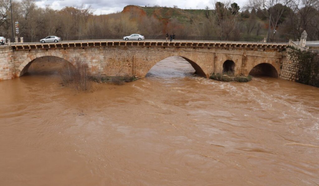 La Mancomunidad de Aguas del Sorbe alerta del riesgo de nuevas crecidas en el río Henares tras el desembalse de Beleña y Alcorlo 1 embalse alcorlo