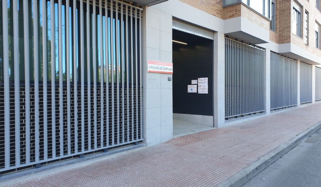 oficina de empleo alcala de henares