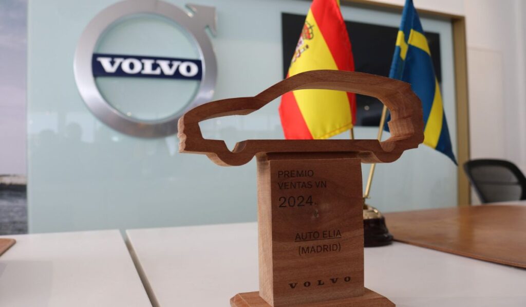 El concesionario alcalaíno Auto Elia ha sido galardonado con el Premio Nacional al Mejor Concesionario de Ventas 2024 1 premio ventas 2024 auto elia