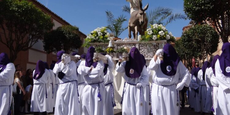 procesion semana santa alcala de henares