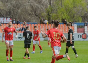 Remontada de líder: el Alcalá no falla en casa y da un paso de gigante hacia el ascenso