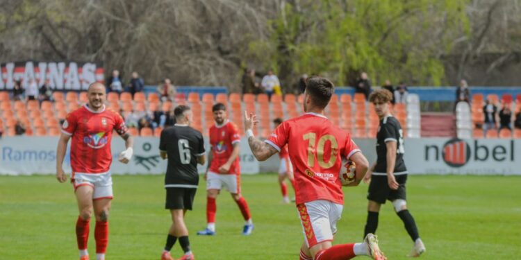 Remontada de líder: el Alcalá no falla en casa y da un paso de gigante hacia el ascenso 1 remontada alcala vs tres cantos