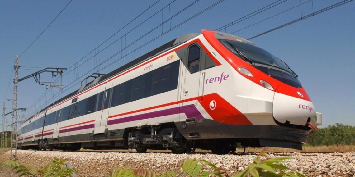Un robo de cable entre Torrejón y Alcalá provoca retrasos en las líneas C2, C7 y C8 1 tren Cercanias Renfe