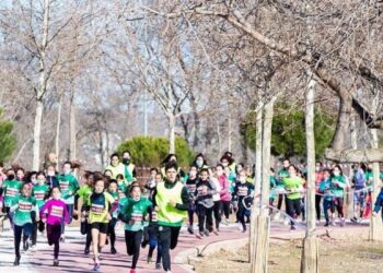 Vecinos y vecinas de Alcalá se atan los cordones: Espartales Norte acoge la próxima prueba del circuito de Cross Escolar