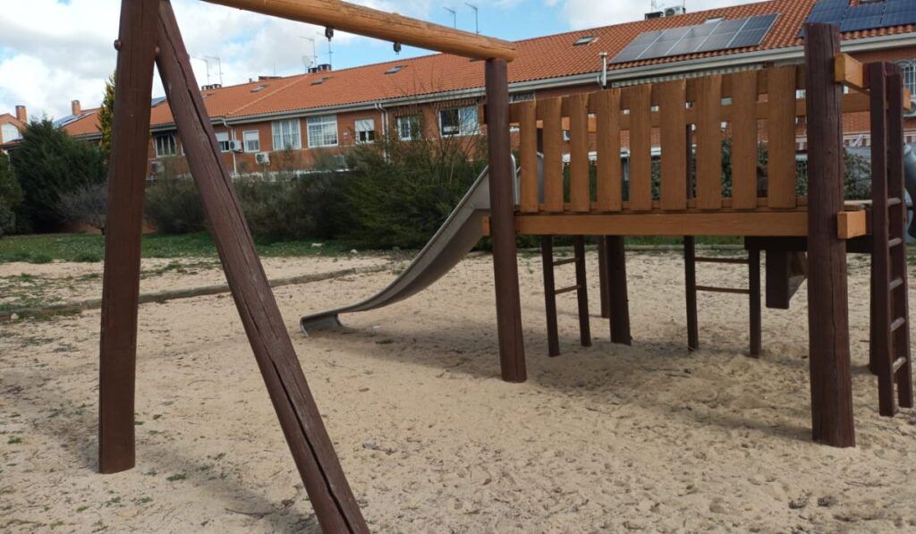 parque de madera de Espartales