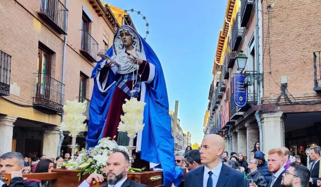 procesion solemne traslado