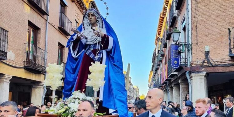 procesion solemne traslado