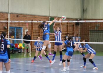 El voleibol juvenil femenino brilla en el Demetrio Lozano con la fase final autonómica