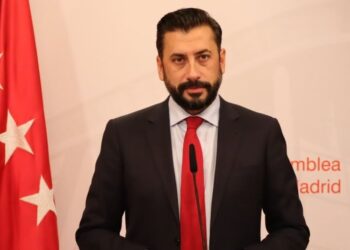 El PP de Madrid reitera su respaldo a Judith Piquet pese a la continuidad de la investigación judicial