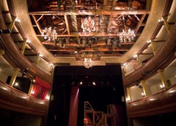 Marcos French lleva al Corral de Comedias un concierto íntimo, político y lleno de sensibilidad