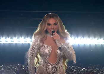 Todo listo para vivir Eurovisión y animar a Melody con una pantalla gigante en la Plaza de Cervantes