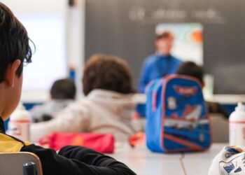 La Comunidad de Madrid impondrá la jornada partida en los colegios públicos a partir del curso 2025/26