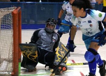 El Iman Serroukh Alcalá Hockey planta cara al CP Esneca Fraga pero cae por 2-0 ante las subcampeonas del mundo