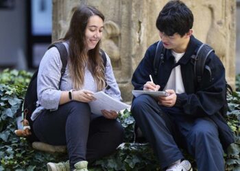 La UAH refuerza el puente entre la investigación y el empleo con la quinta edición de ‘Tesis Doctoral y Futuro Profesional’