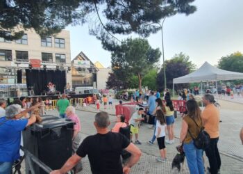 Programa completo de las fiestas del Distrito III de 2025