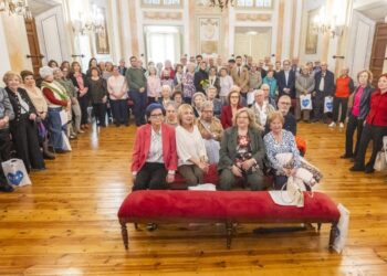 Setenta y cinco razones para celebrar el conocimiento compartido entre mayores en Alcalá