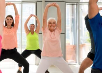 El curso de verano para mayores en Alcalá ofrecerá más de 780 plazas en actividades de salud y ocio