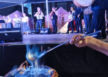 Protagonismo vecinal y diversidad cultural en la jornada dominical de las Fiestas de San Juan del Distrito V