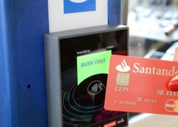 El pago con tarjeta llegará a todos los autobuses interurbanos desde el 1 de julio