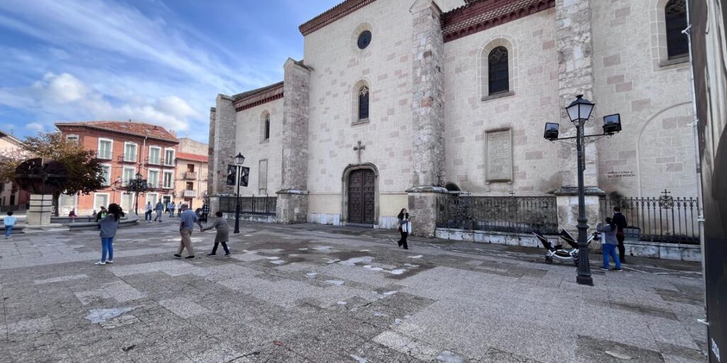 plaza de los santos ninos