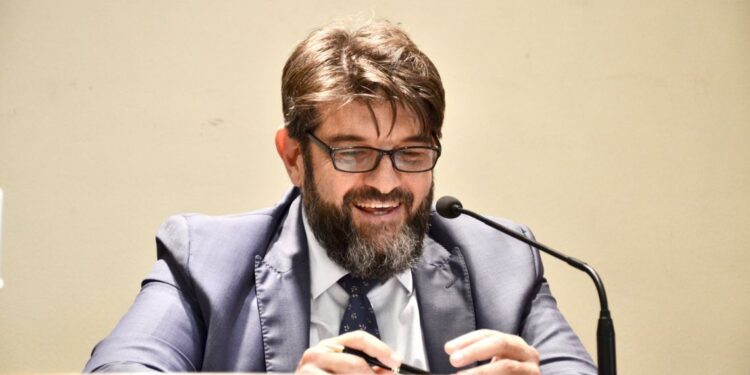 victor acosta vox alcala