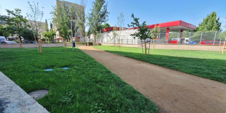 zona verde calle torrejon del rey